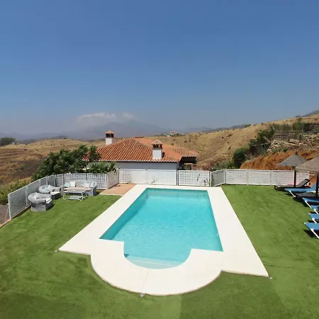 Villa Andalusian Style In Mijas